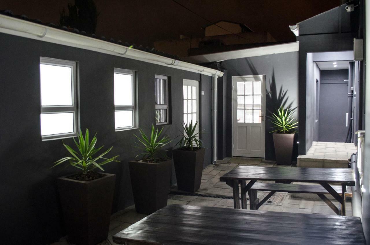 Cape Town Micro Apartments Экстерьер фото